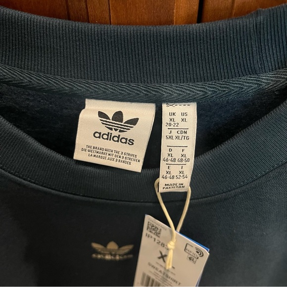 Adidas Sweatshirt - Picture 2 of 2